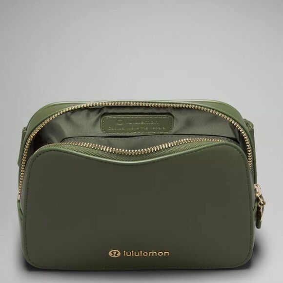 NWT Lululemon | Everywhere Belt Bag 1L Leather Alternative Cactus Purse - Picture 2 of 9